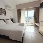 Paja Εξαμίλιο