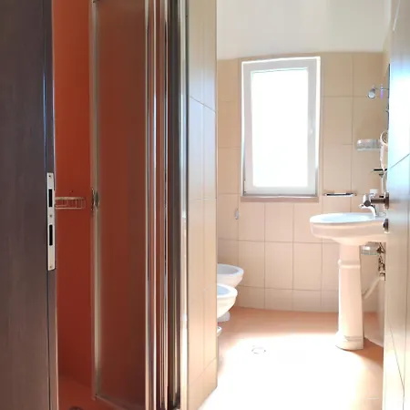 Paja 3* Ksamil